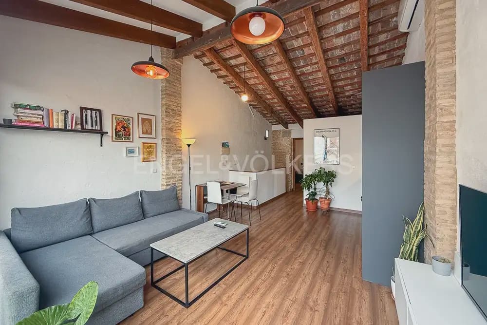1 bedroom Flat for rent in Valencia city - € 1,600 (Ref: 9897850)