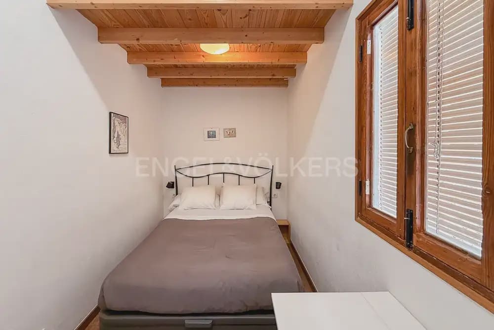 1 bedroom Flat for rent in Valencia city - € 1,600 (Ref: 9897850)