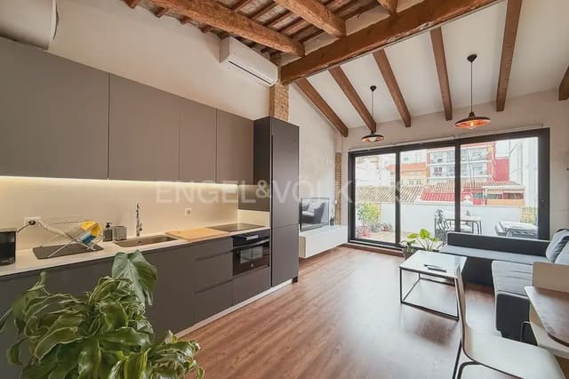 Appartement de 1 chambre à louer à Cabanyal-Canyamelar, Valence ville - 1 600 € (Ref: 9897850)