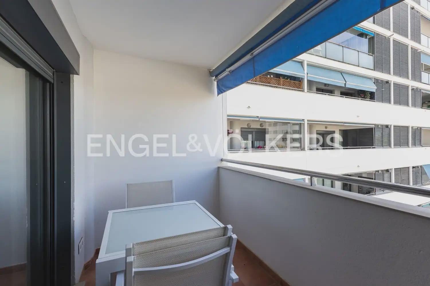 Appartement de 2 chambres à louer à Valence ville avec piscine garage - 1 600 € (Ref: 9897851)