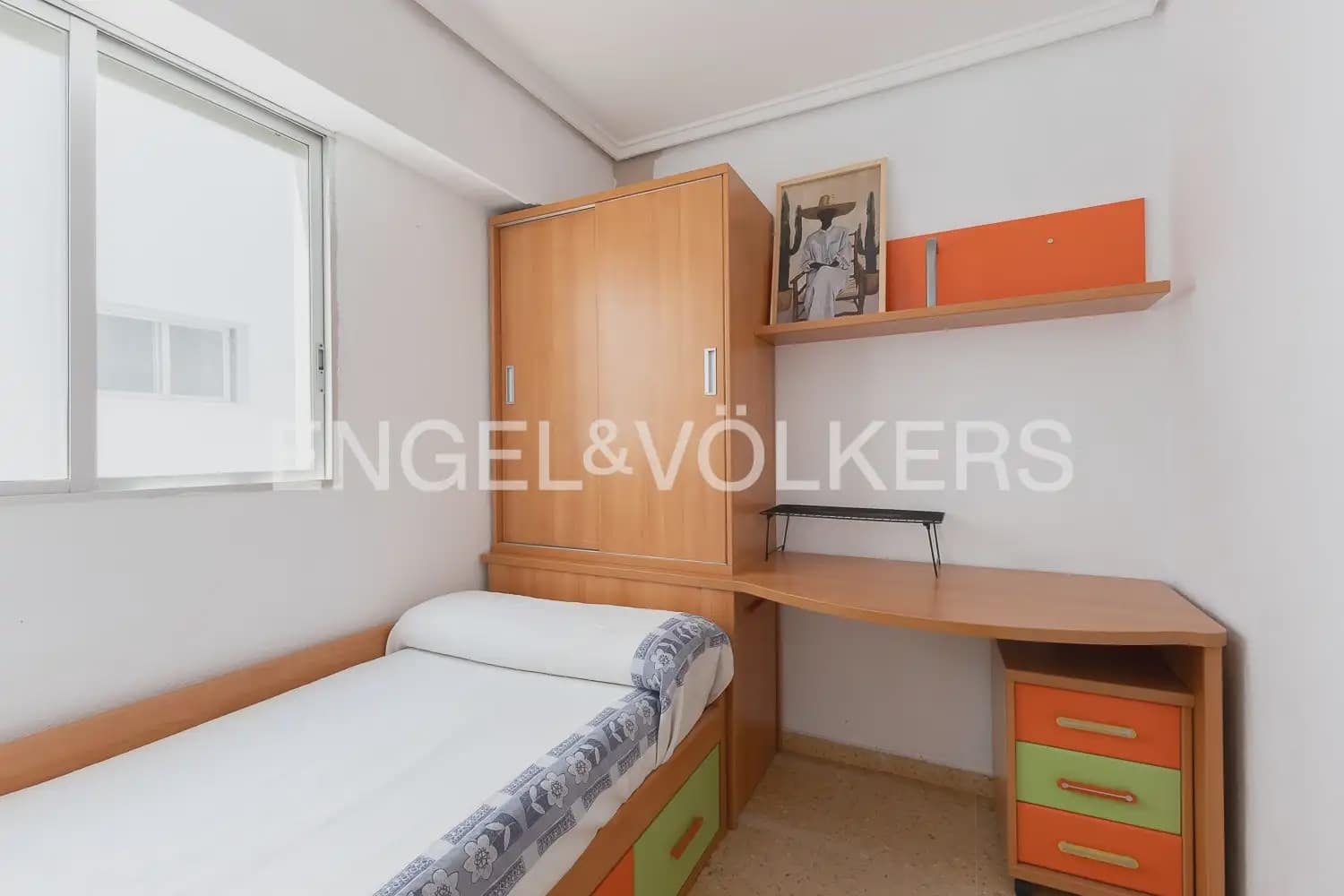 3 bedroom Flat for sale in Valencia city - € 250,000 (Ref: 9897852)