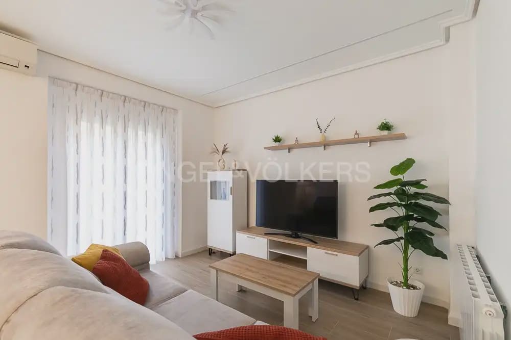3 Zimmer Wohnung zu vermieten in Valencia Stadt - 2.800 € (Ref: 9897853)
