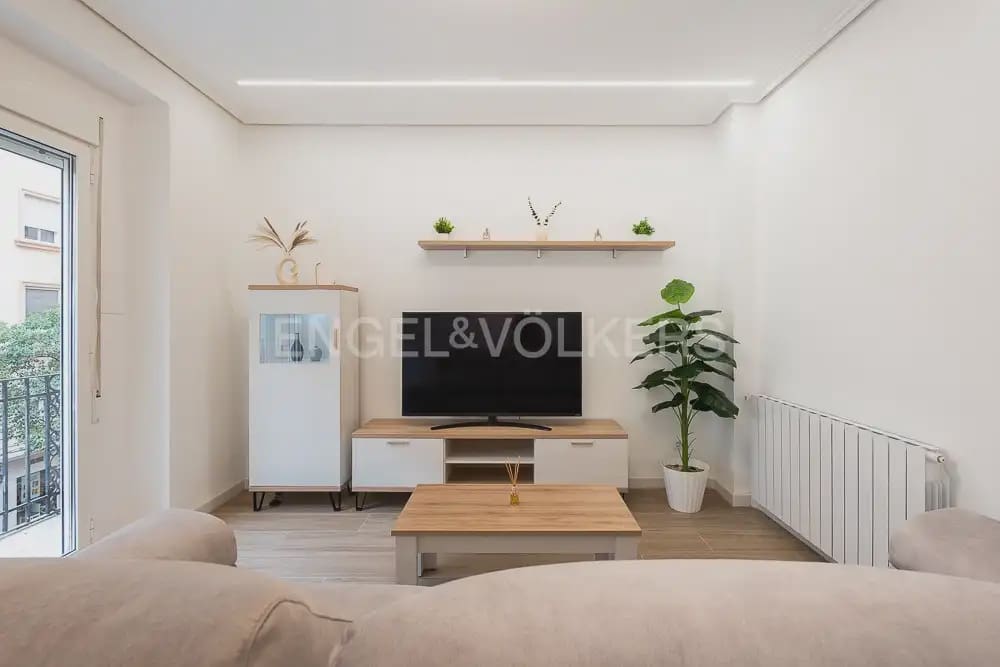 3 Zimmer Wohnung zu vermieten in Valencia Stadt - 2.800 € (Ref: 9897853)
