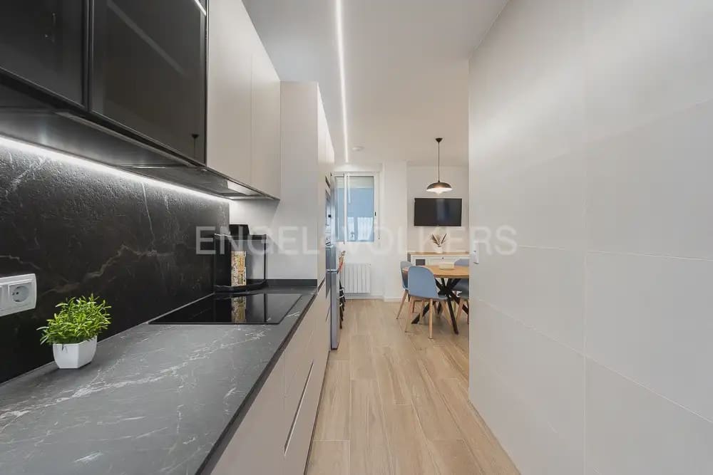 3 Zimmer Wohnung zu vermieten in Valencia Stadt - 2.800 € (Ref: 9897853)