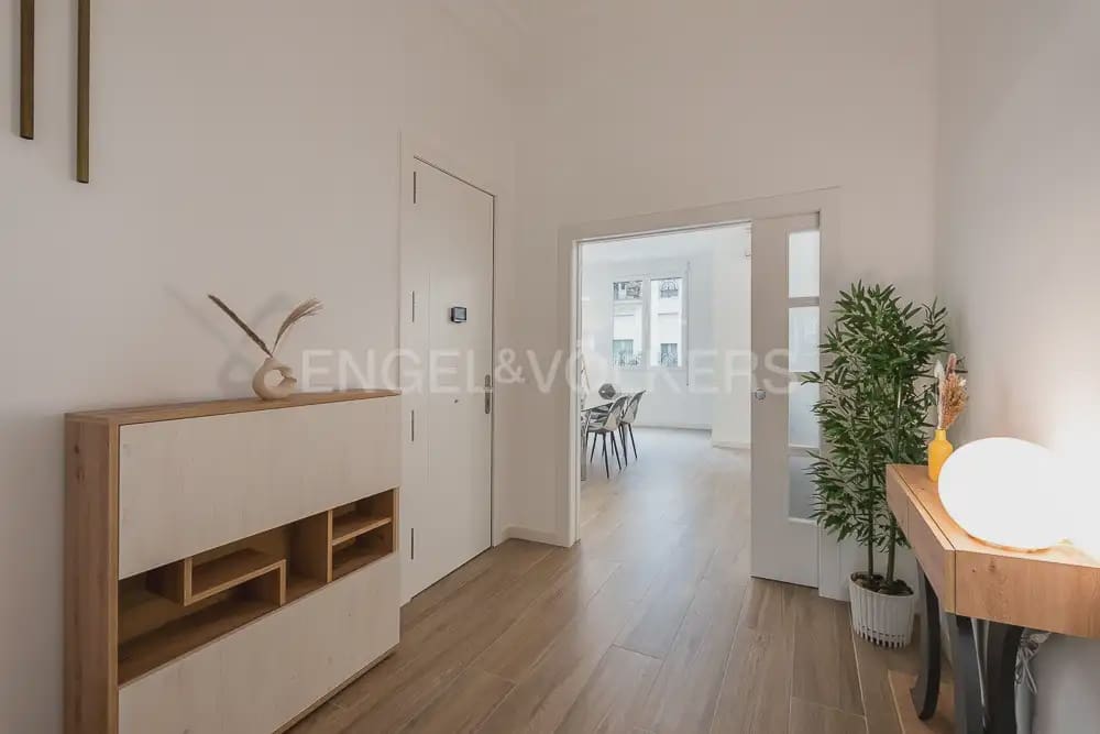 3 Zimmer Wohnung zu vermieten in Valencia Stadt - 2.800 € (Ref: 9897853)