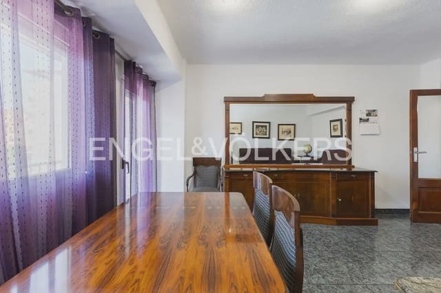 4 slaapkamer Flat te huur in La Vega Baixa, Valencia stad met garage - € 2.000 (Ref: 9897854)
