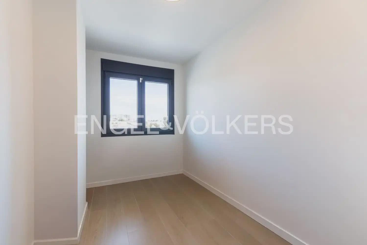3 bedroom Flat for sale in Castello de la Plana with pool garage - € 660,000 (Ref: 9897855)
