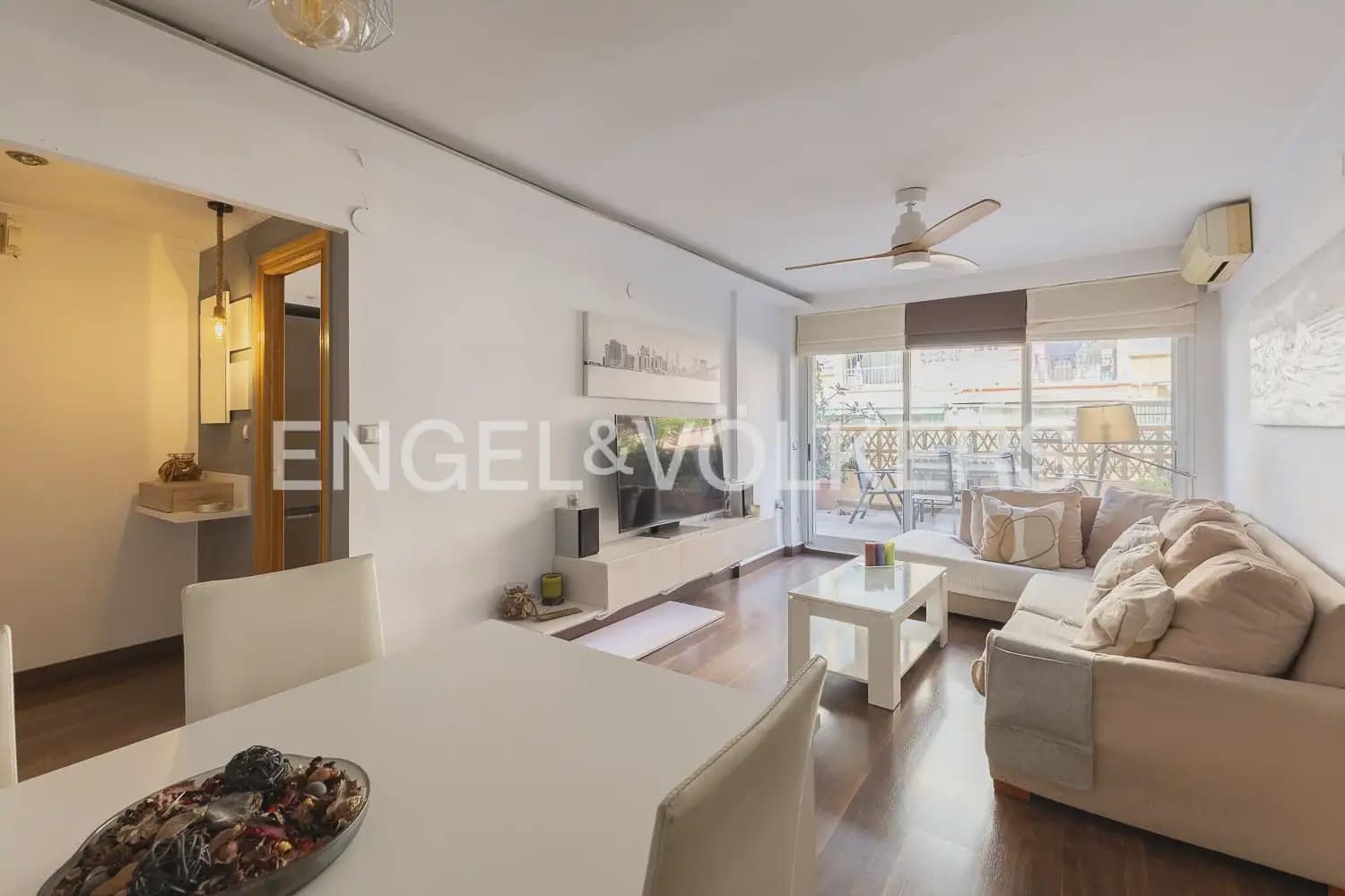 3 slaapkamer Flat te koop in Valencia stad - € 390.000 (Ref: 9897857)