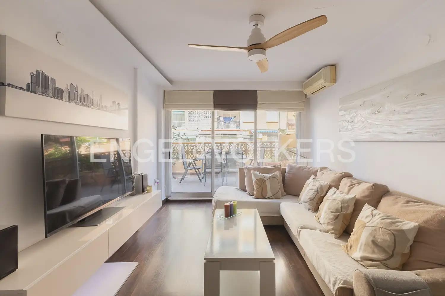 3 slaapkamer Flat te koop in Valencia stad - € 390.000 (Ref: 9897857)