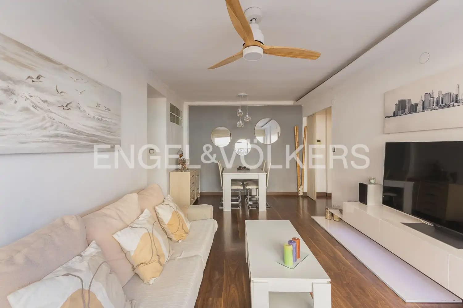 3 slaapkamer Flat te koop in Valencia stad - € 390.000 (Ref: 9897857)