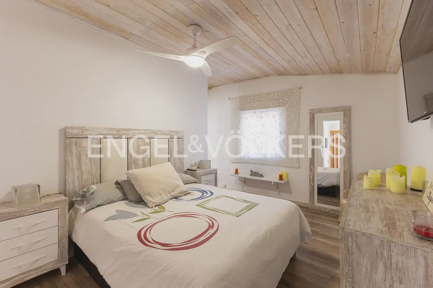 3 slaapkamer Flat te koop in Valencia stad - € 390.000 (Ref: 9897857)