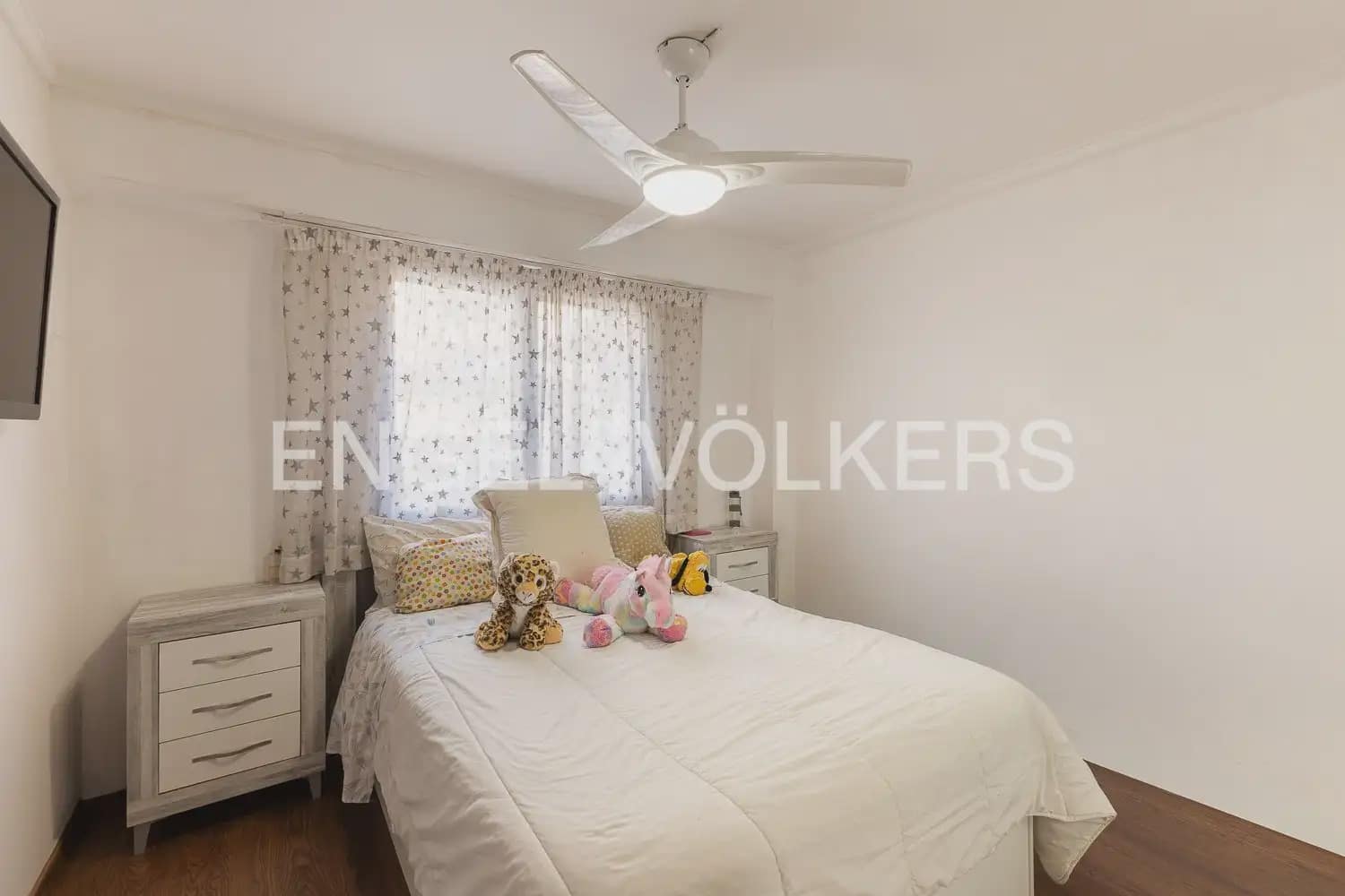 3 slaapkamer Flat te koop in Valencia stad - € 390.000 (Ref: 9897857)