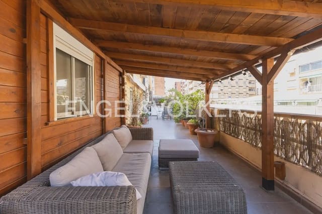 3 slaapkamer Flat te koop in Sant Llorens, Valencia stad - € 390.000 (Ref: 9897857)