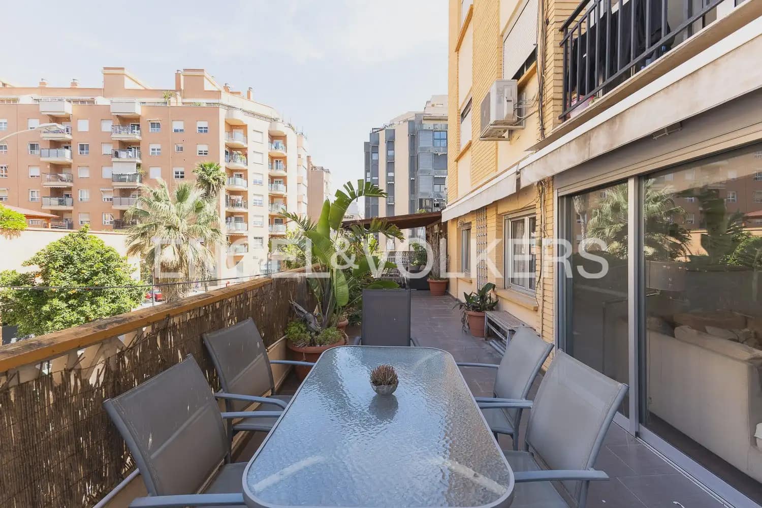 3 slaapkamer Flat te koop in Valencia stad - € 390.000 (Ref: 9897857)