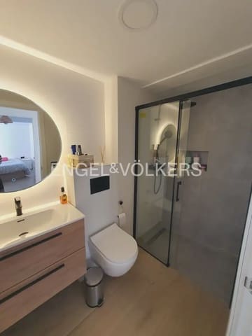 2 soveværelse Lejlighed til leje i Ciutat Jardi, Valencia by - € 1.900 (Ref: 9897858)