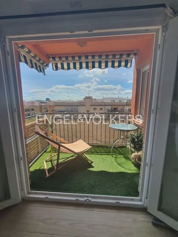 2 soveværelse Lejlighed til leje i Ciutat Jardi, Valencia by - € 1.900 (Ref: 9897858)