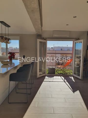 2 soveværelse Lejlighed til leje i Ciutat Jardi, Valencia by - € 1.900 (Ref: 9897858)