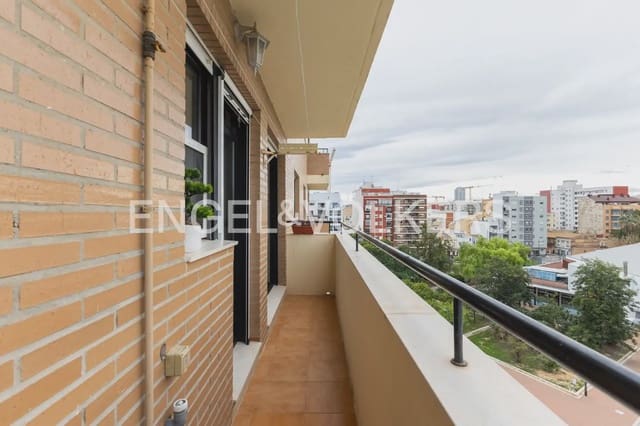 Appartement de 3 chambres à louer à Aiora, Valence ville avec garage - 1 350 € (Ref: 9897860)