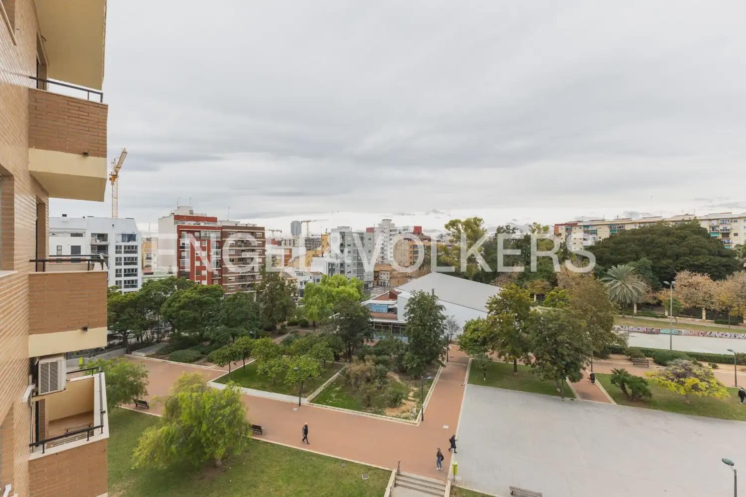 3 quarto Apartamento para arrendar em Valencia cidade com garagem - 1 350 € (Ref: 9897860)