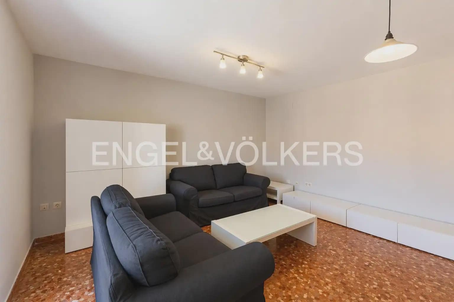 3 bedroom Flat for rent in Sagunto / Sagunt with garage - € 1,200 (Ref: 9897861)