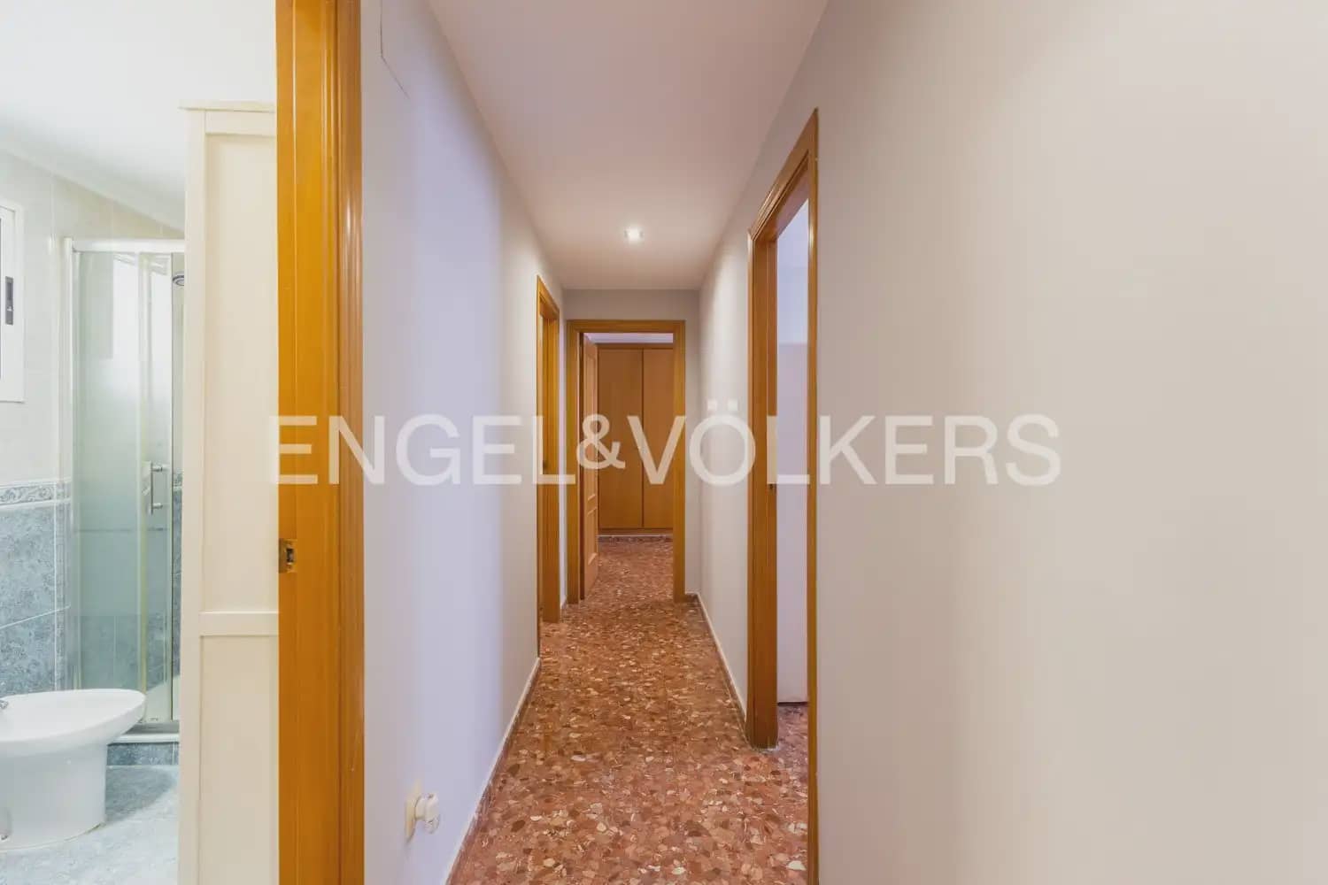 3 bedroom Flat for rent in Sagunto / Sagunt with garage - € 1,200 (Ref: 9897861)