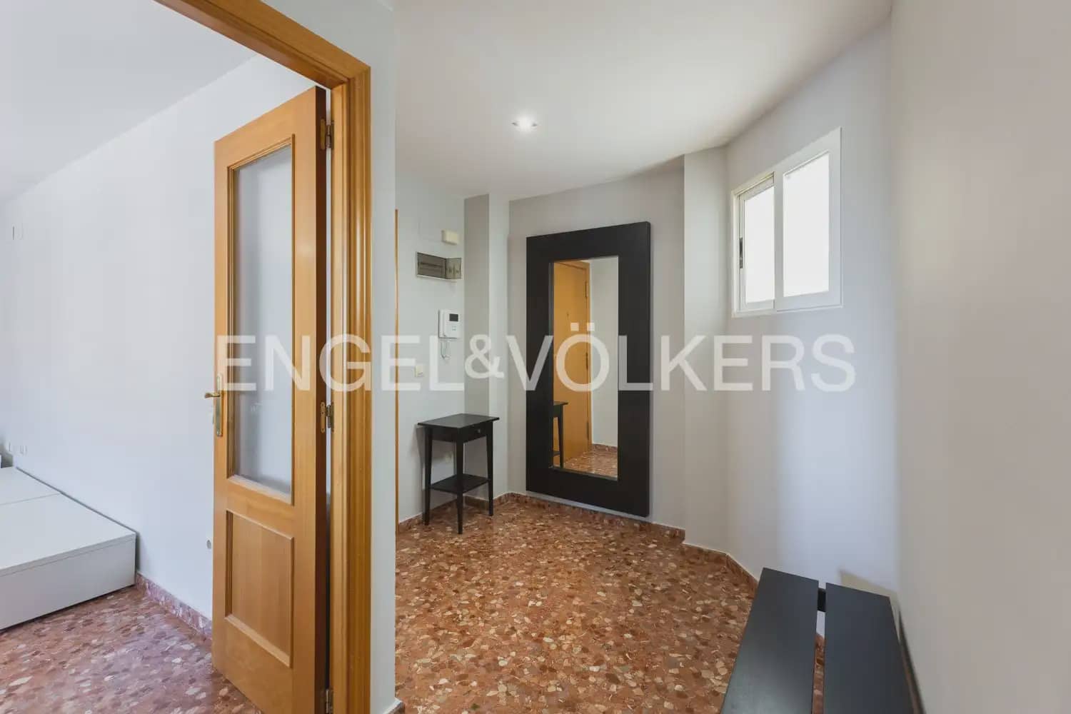 3 bedroom Flat for rent in Sagunto / Sagunt with garage - € 1,200 (Ref: 9897861)