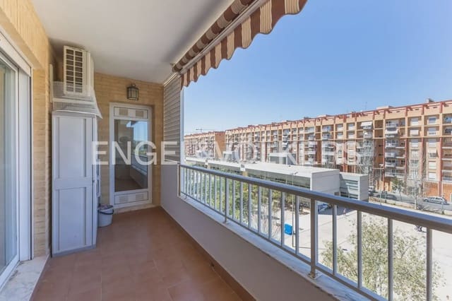 3 bedroom Flat for rent in Sagunto / Sagunt with garage - € 1,200 (Ref: 9897861)