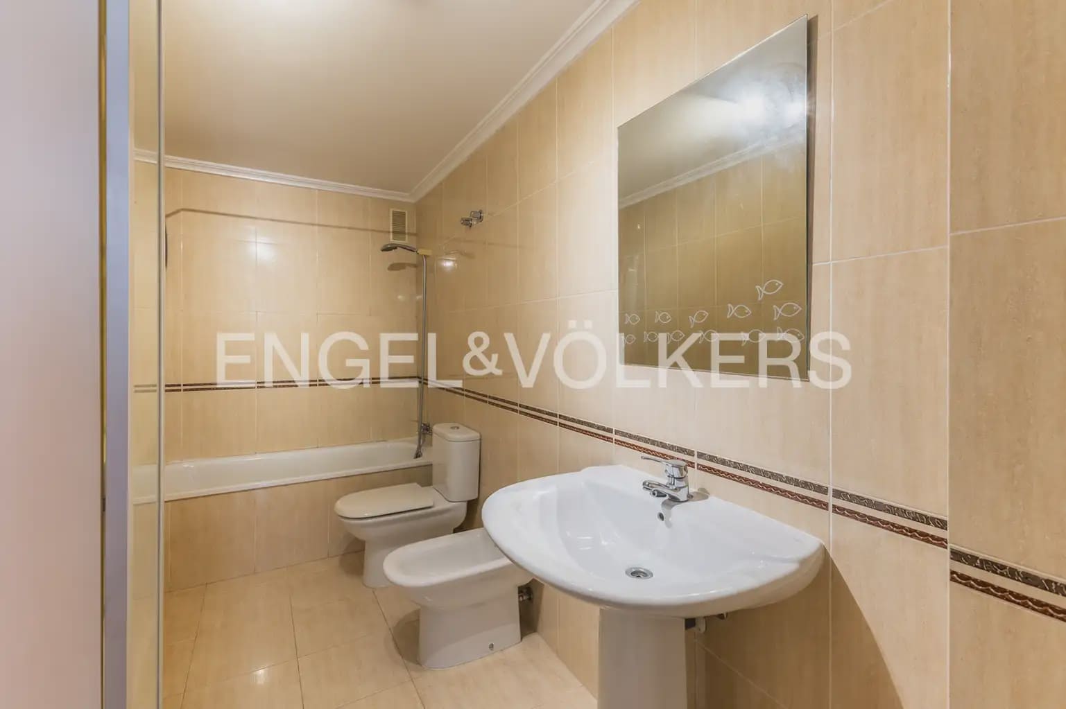 3 bedroom Flat for rent in Sagunto / Sagunt with garage - € 1,200 (Ref: 9897861)