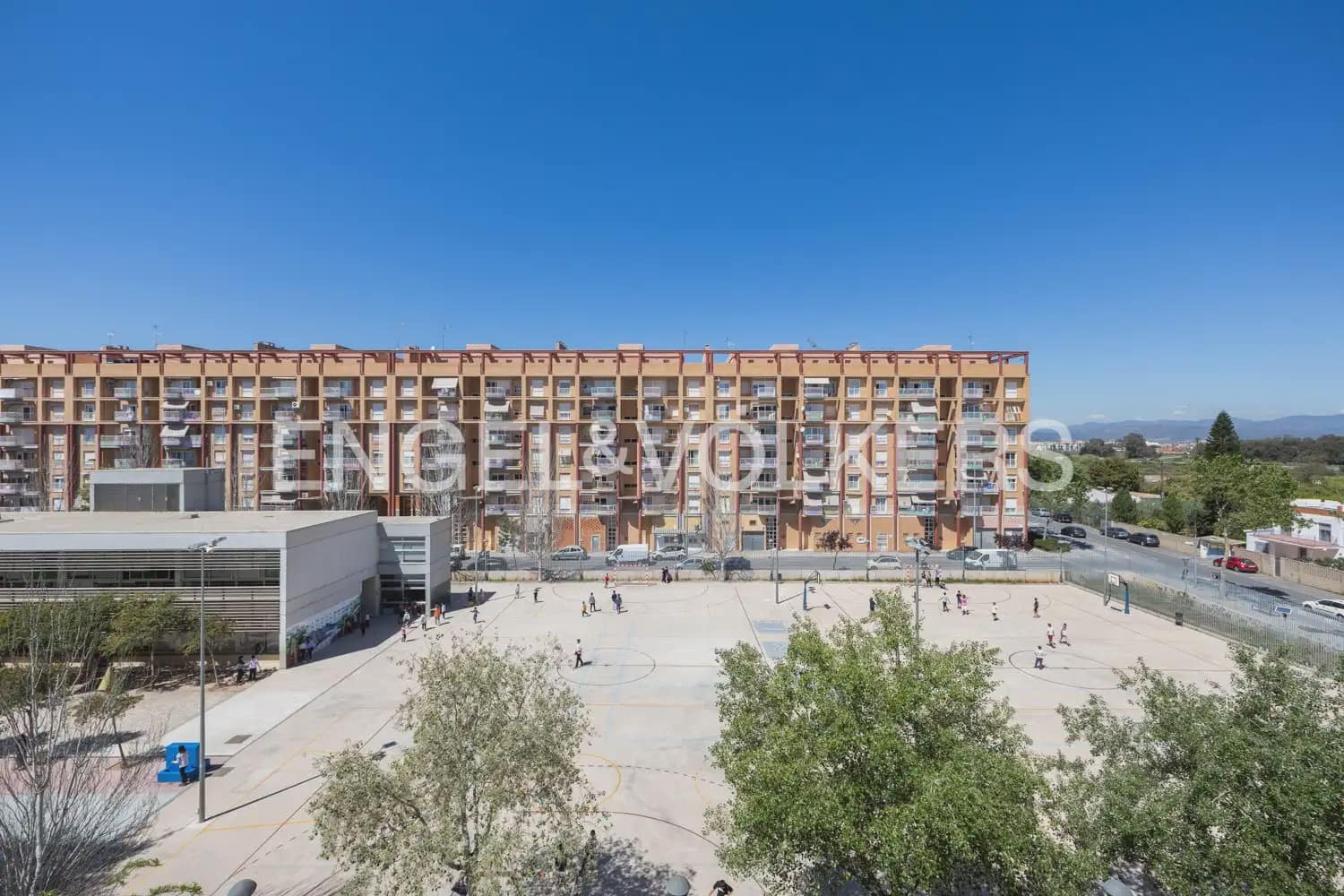 3 bedroom Flat for rent in Sagunto / Sagunt with garage - € 1,200 (Ref: 9897861)