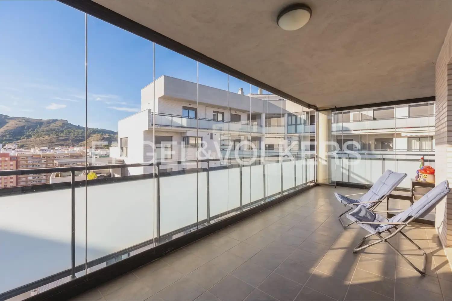 4 bedroom Flat for rent in Sagunto / Sagunt with pool garage - € 1,900 (Ref: 9897862)