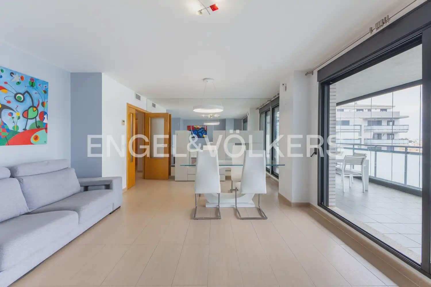 4 bedroom Flat for rent in Sagunto / Sagunt with pool garage - € 1,900 (Ref: 9897862)