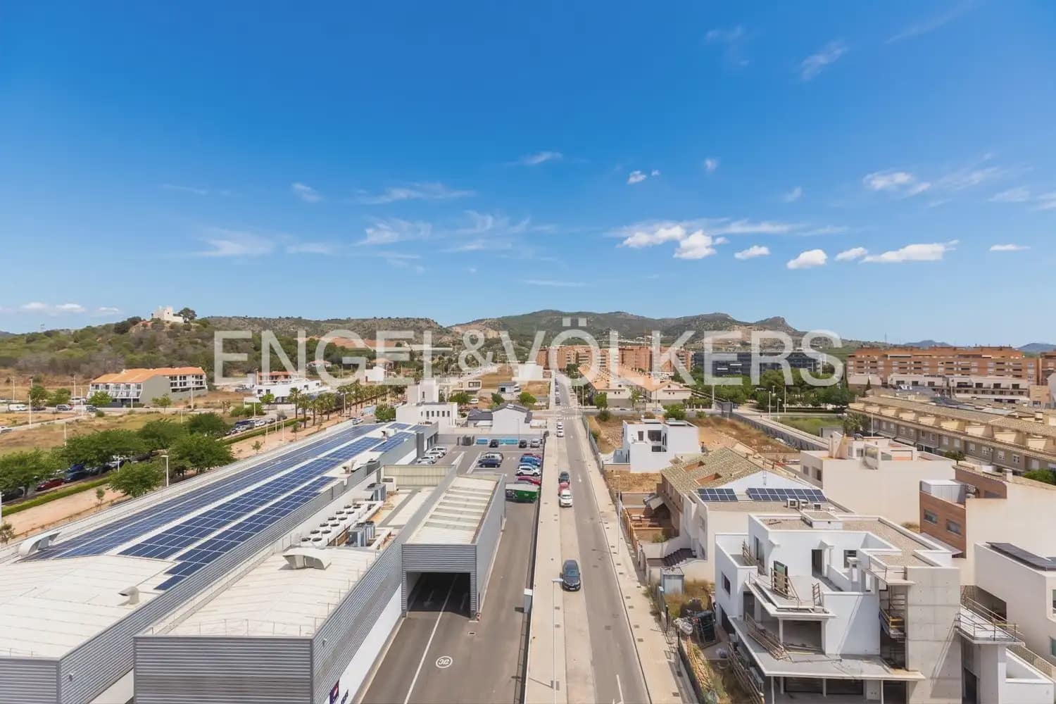 4 bedroom Flat for rent in Sagunto / Sagunt with pool garage - € 1,900 (Ref: 9897862)