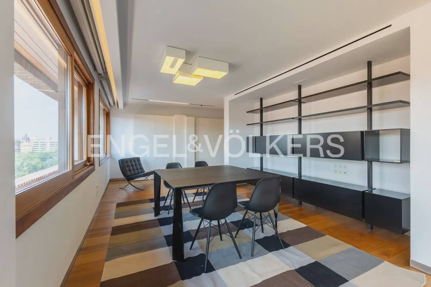 2 makuuhuone Asunto vuokrattavana paikassa Valencia kaupunki mukana 
autotalli - 4 500 € (Ref: 9897864)