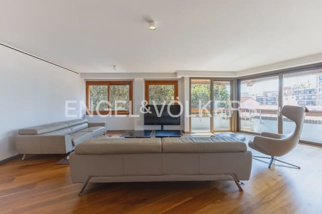 2 makuuhuone Asunto vuokrattavana paikassa Exposicio, Valencia kaupunki mukana 
autotalli - 4 500 € (Ref: 9897864)
