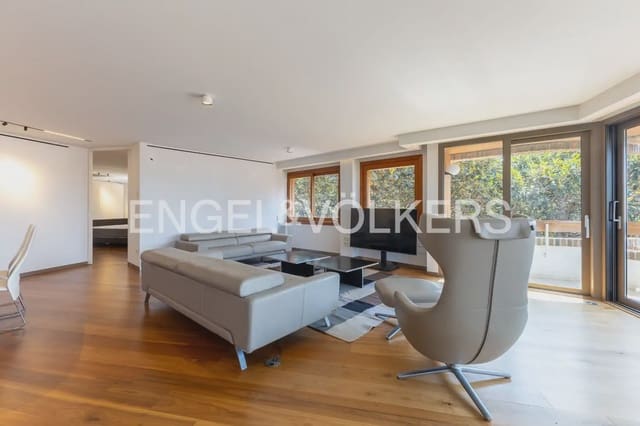 2 makuuhuone Asunto vuokrattavana paikassa Exposicio, Valencia kaupunki mukana 
autotalli - 4 500 € (Ref: 9897864)