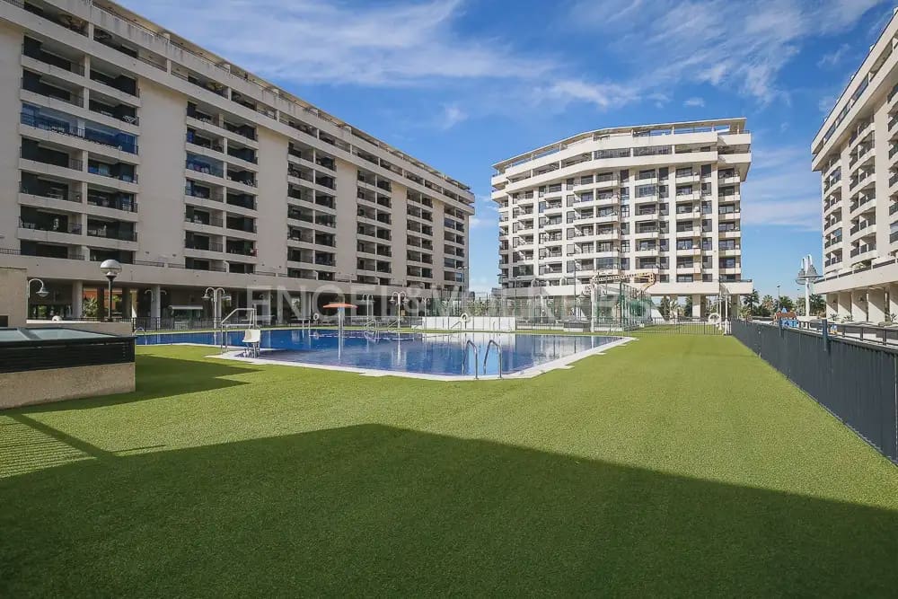 Appartement de 2 chambres à louer à Alboraya / Alboraia avec piscine garage - 1 500 € (Ref: 9897865)