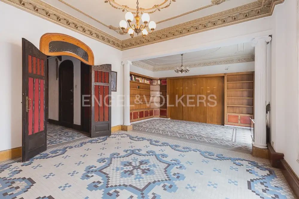 9 Zimmer Wohnung zu verkaufen in Valencia Stadt - 2.100.000 € (Ref: 9897866)