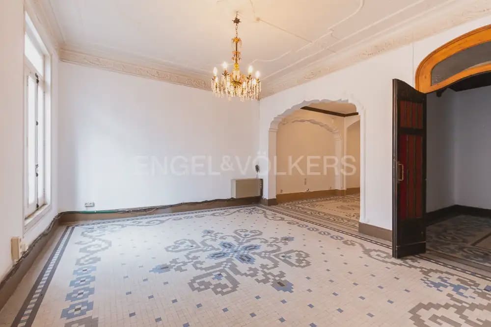 9 Zimmer Wohnung zu verkaufen in Valencia Stadt - 2.100.000 € (Ref: 9897866)