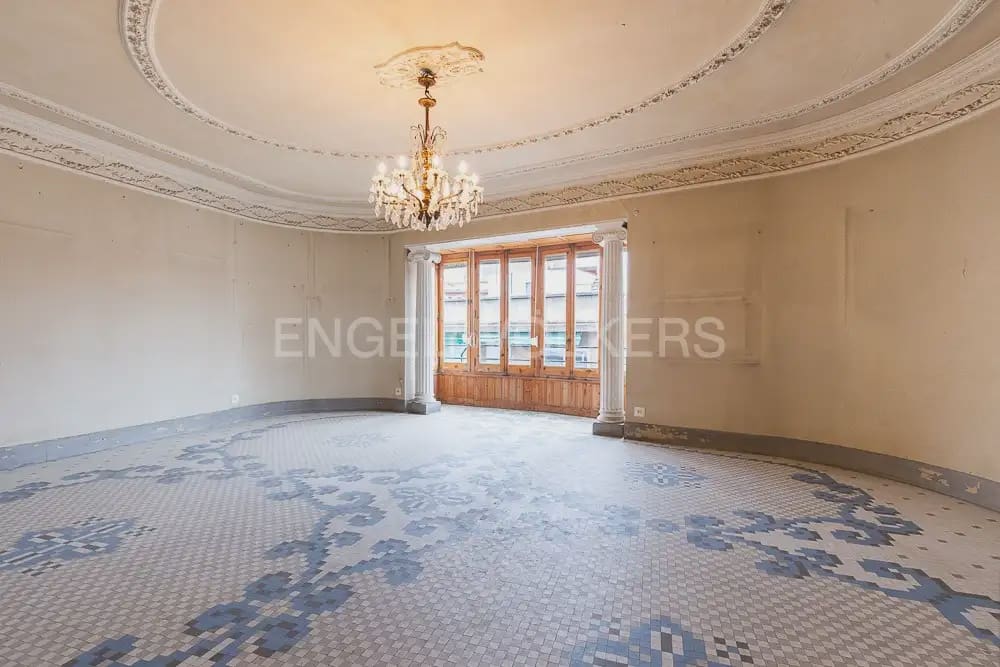 9 Zimmer Wohnung zu verkaufen in Valencia Stadt - 2.100.000 € (Ref: 9897866)