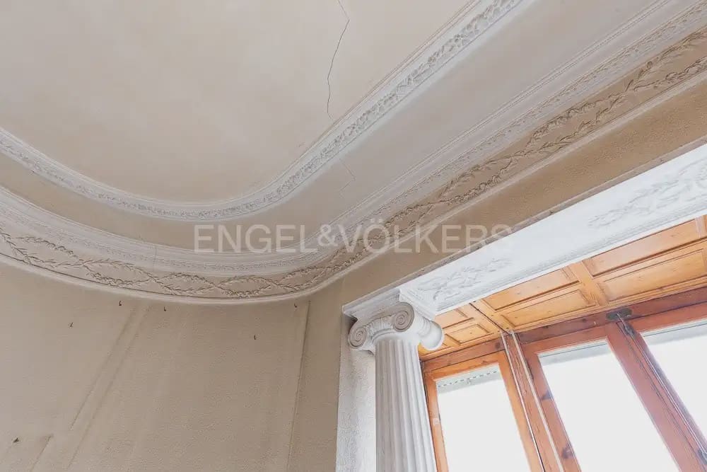 9 Zimmer Wohnung zu verkaufen in Valencia Stadt - 2.100.000 € (Ref: 9897866)