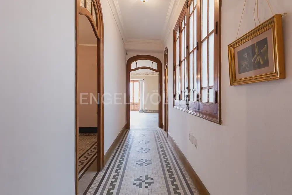 9 Zimmer Wohnung zu verkaufen in Valencia Stadt - 2.100.000 € (Ref: 9897866)