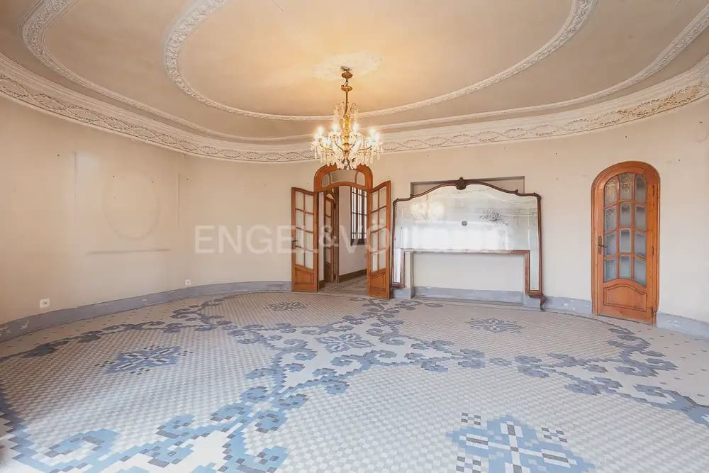 9 Zimmer Wohnung zu verkaufen in Valencia Stadt - 2.100.000 € (Ref: 9897866)