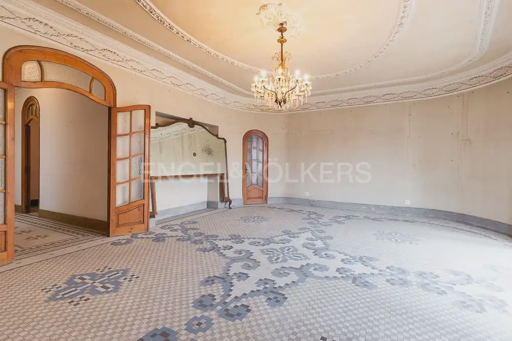 9 Zimmer Wohnung zu verkaufen in Valencia Stadt - 2.100.000 € (Ref: 9897866)