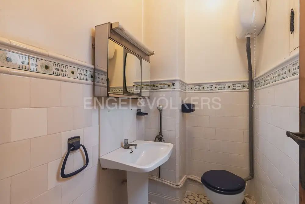 9 Zimmer Wohnung zu verkaufen in Valencia Stadt - 2.100.000 € (Ref: 9897866)
