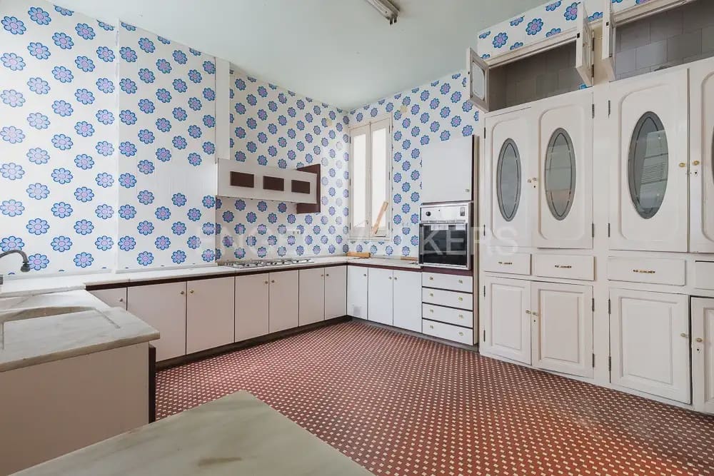 9 Zimmer Wohnung zu verkaufen in Valencia Stadt - 2.100.000 € (Ref: 9897866)