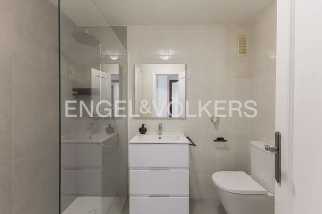 4 bedroom Flat for rent in Sagunto / Sagunt - € 1,450 (Ref: 9897867)