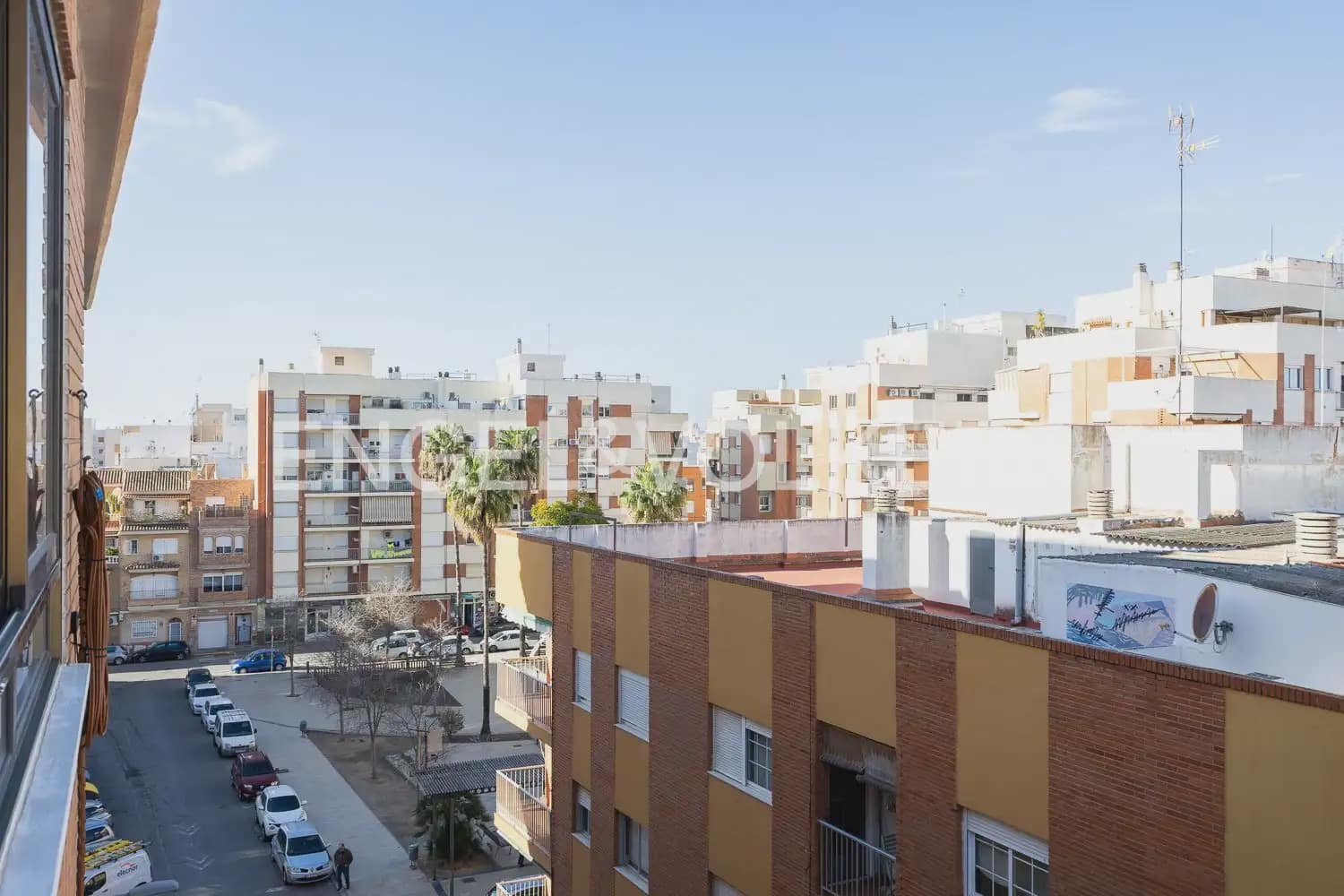 4 bedroom Flat for rent in Sagunto / Sagunt - € 1,300 (Ref: 9897867)