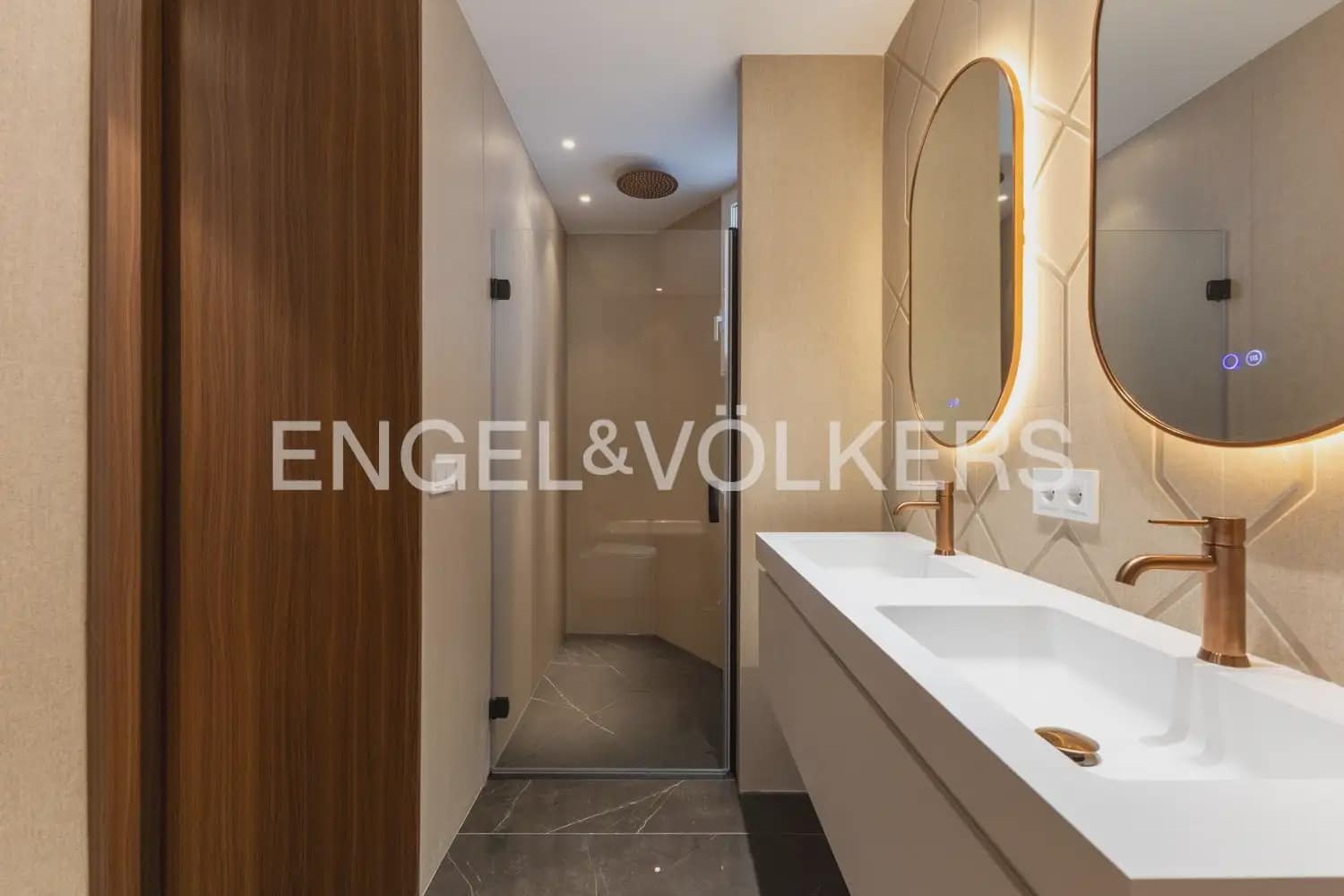 3 Zimmer Wohnung zu verkaufen in Valencia Stadt - 1.490.000 € (Ref: 9897871)
