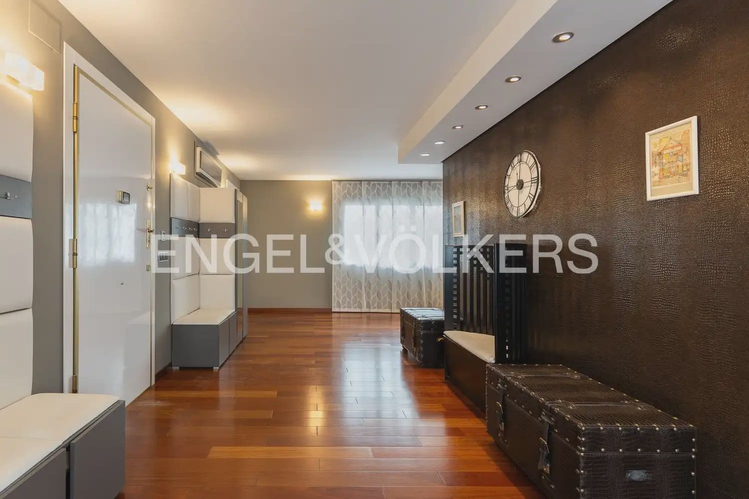 Piso de 3 habitaciones en Gandia en venta - 590.000 € (Ref: 9897872)
