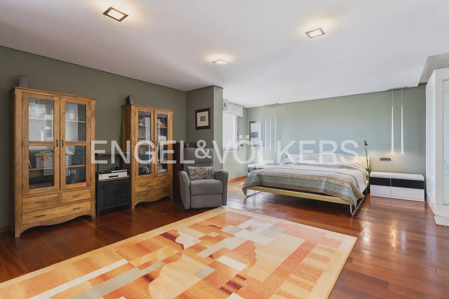 Piso de 3 habitaciones en Gandia en venta - 590.000 € (Ref: 9897872)